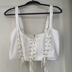 DOLLS KILL - lace up crop top, white